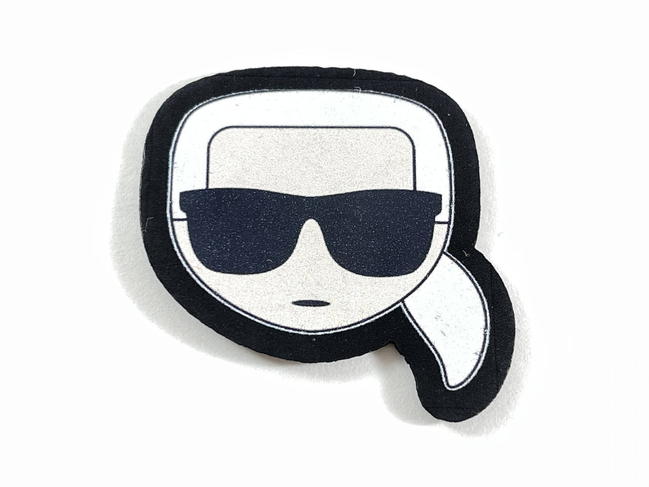 

Нашивка Карл Лагерфельд / Karl Lagerfeld 40х40 мм, Разные цвета