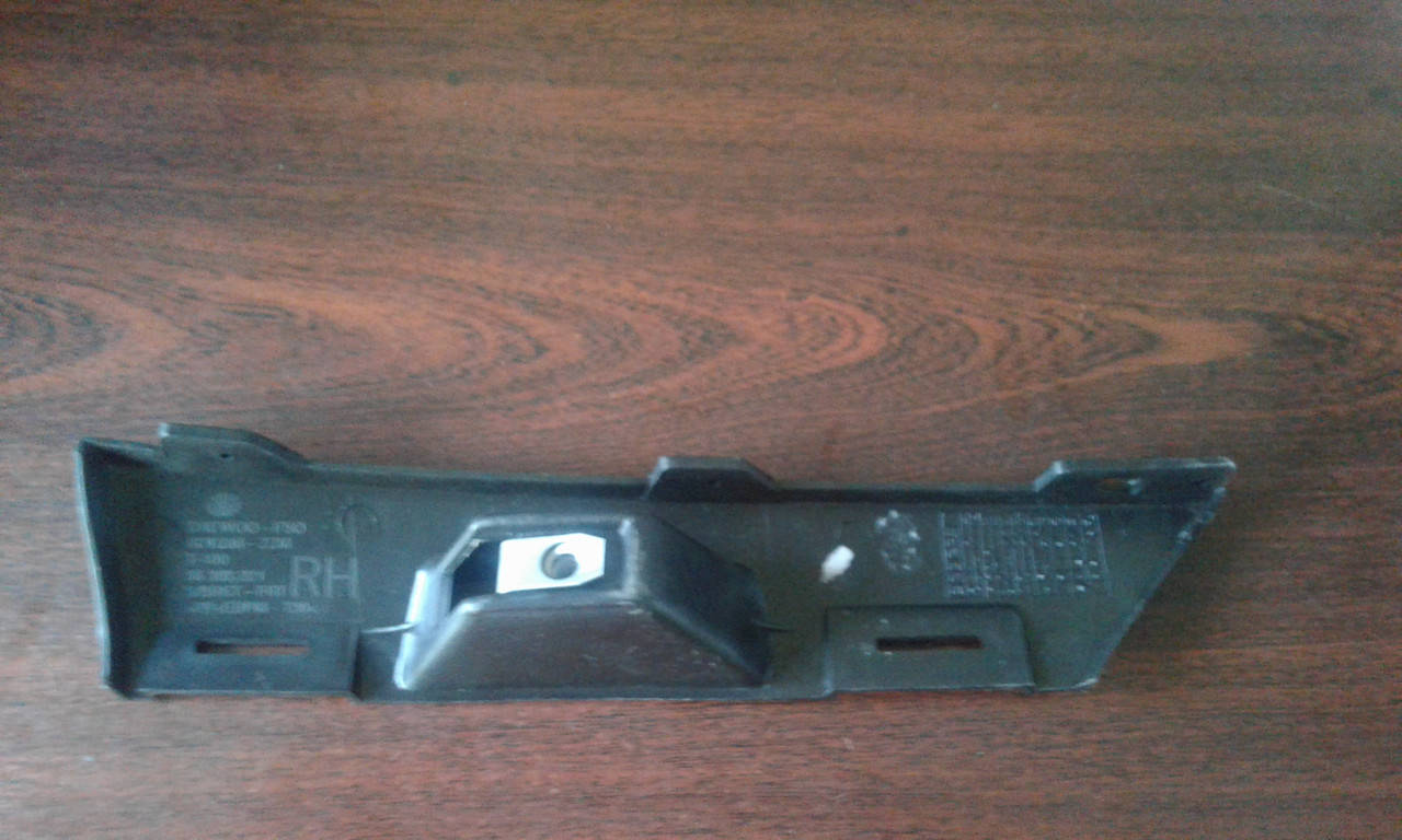 

Кронштейн переднего бампера боковой левый Lanos\Sens седан