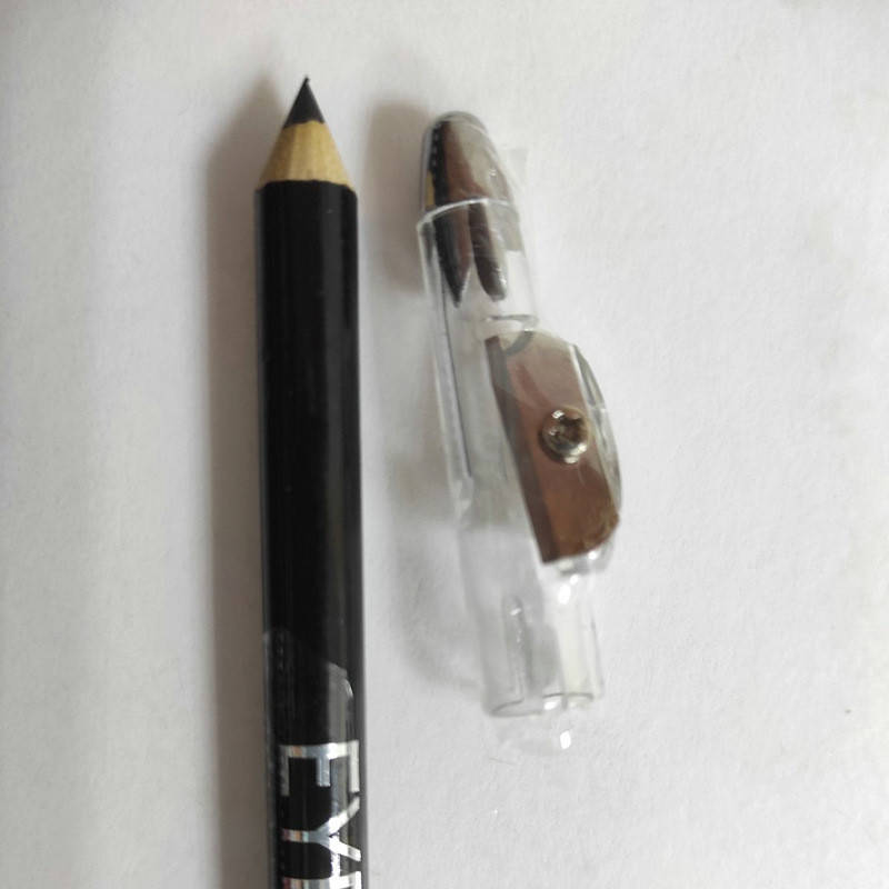 

Карандаш для глаз деревяный с точилкой Jovial Luxe Eye Liner № 202 Taupe