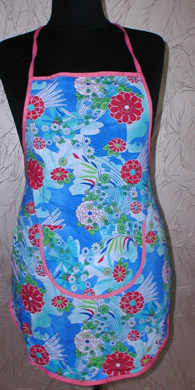 

Передник трикотажный с нагрудником и с карманом "луга" голубой