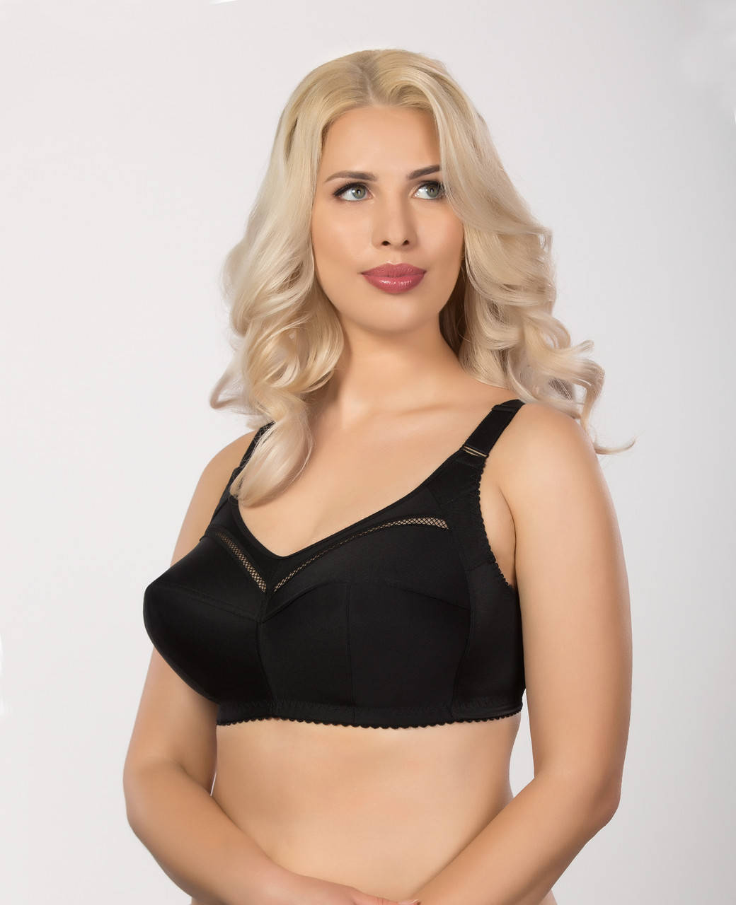 

Бюстгальтер с тесьмой мережкой на хлопковой подкладке модель 55 90G, Черный