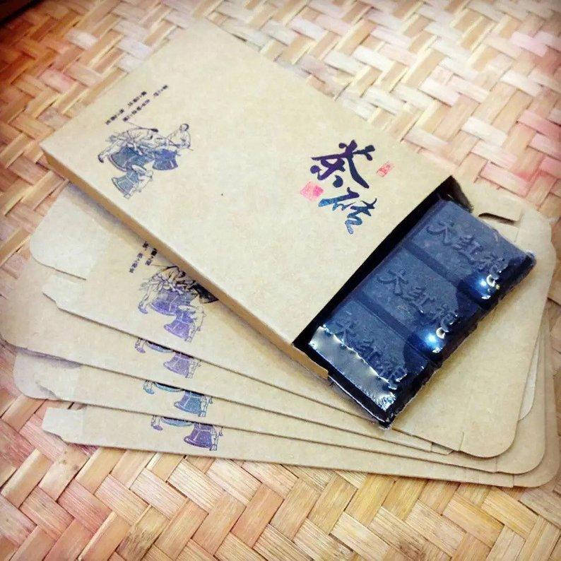 

Да Хун Пао (прессованный), 100 г.