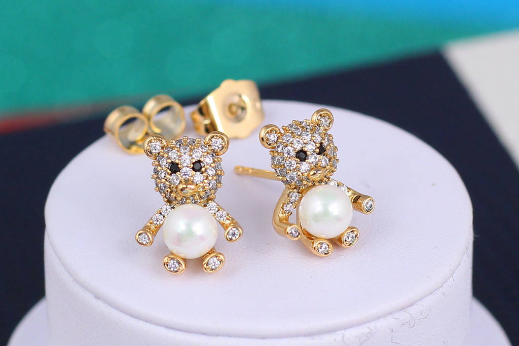 

Серьги гвоздики Xuping Jewelry мишки с жемчужинками 5 мм золотистые