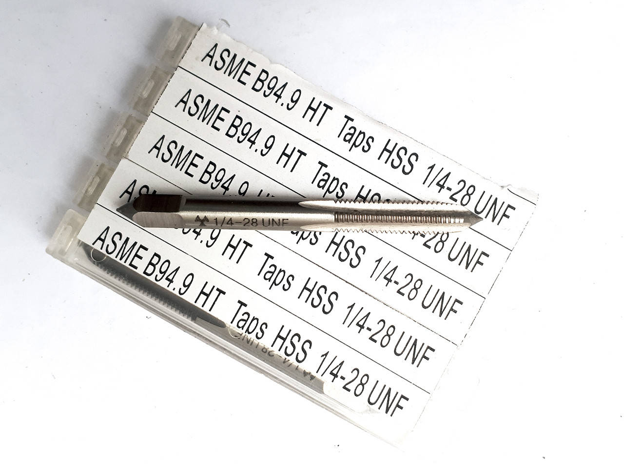 

Метчик дюймовый 1/4" 28 UNF (LT)