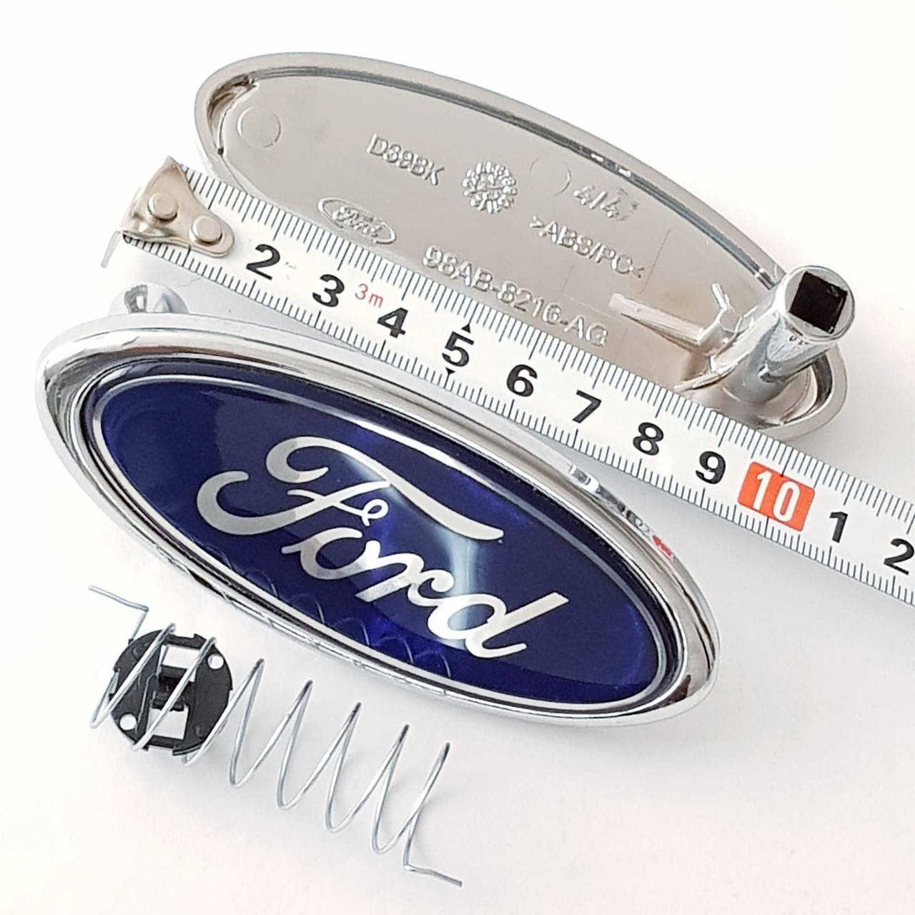 

Эмблема Ford Focus 1 с ножкой