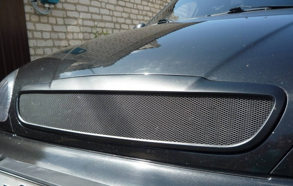 

Решетка радиатора Chevrolet Lanos 97- сетка