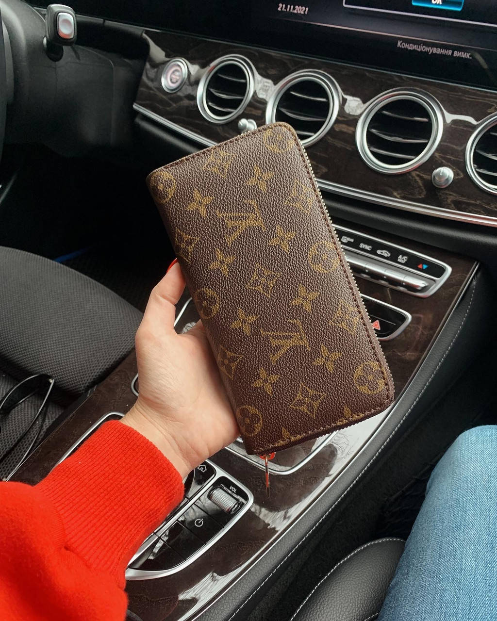 

Кошелек женский Луи Витон Louis Vuitton коричневый