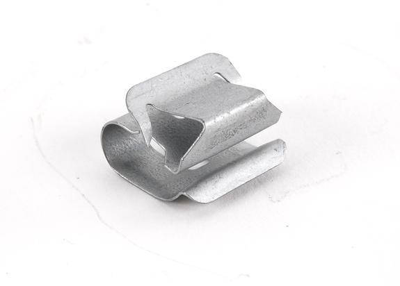 

Клипса скоба VW Caddy, Golf III, Golf IV, Golf V,Golf VI, Jetta, Passat B5, Sharan, Touareg, Touran