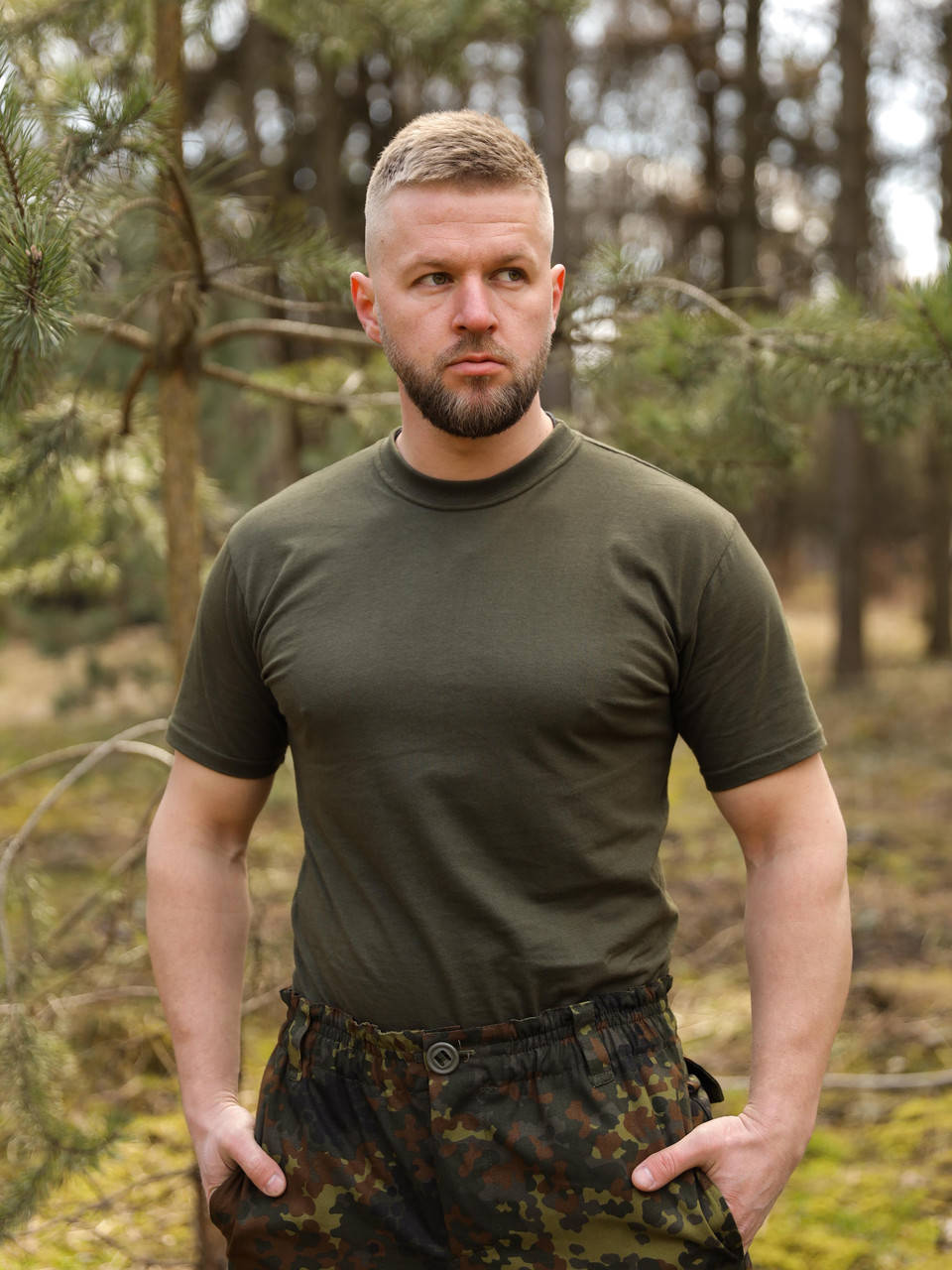 

Футболка олива 50