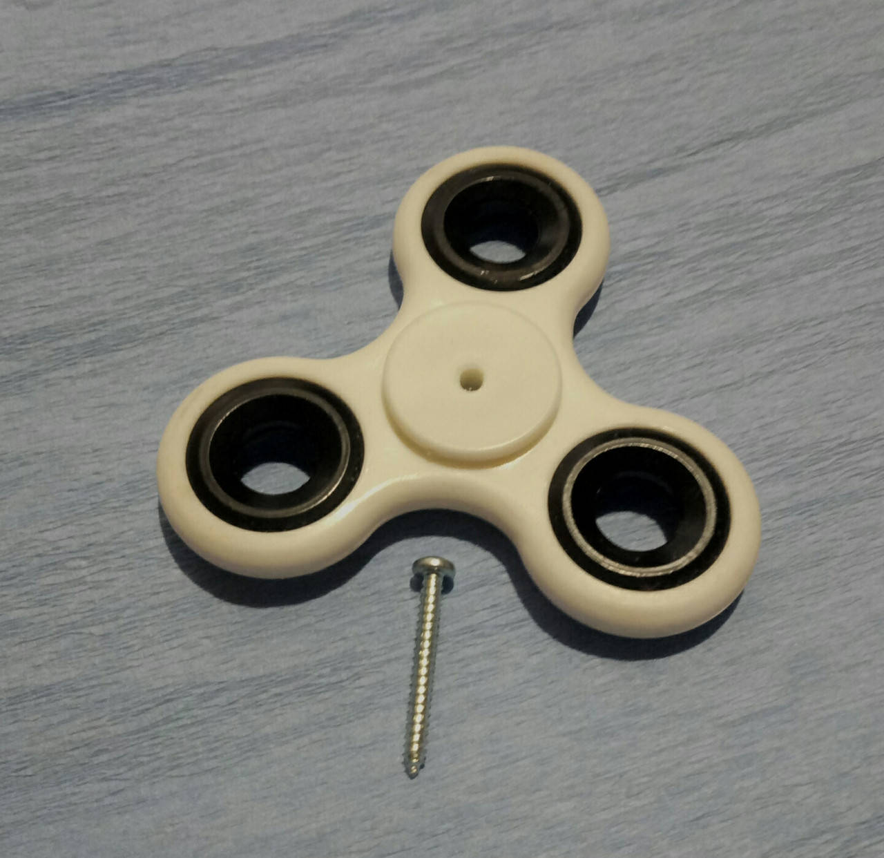 

Заготовки для Бизиборда, Спиннер Белый с ОТВЕРСТИЕМ + САМОРЕЗ, спінери, spinner