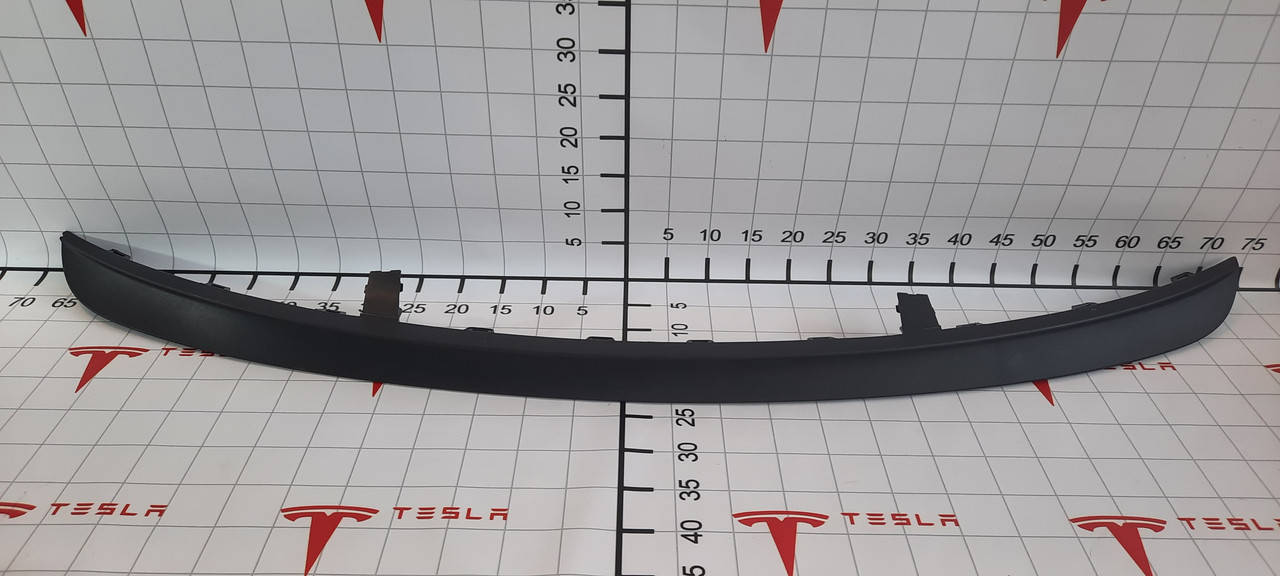 

1103035-00-D Накладка заднего бампера (губа) Tesla Model 3 (1103035) (110303500D)
