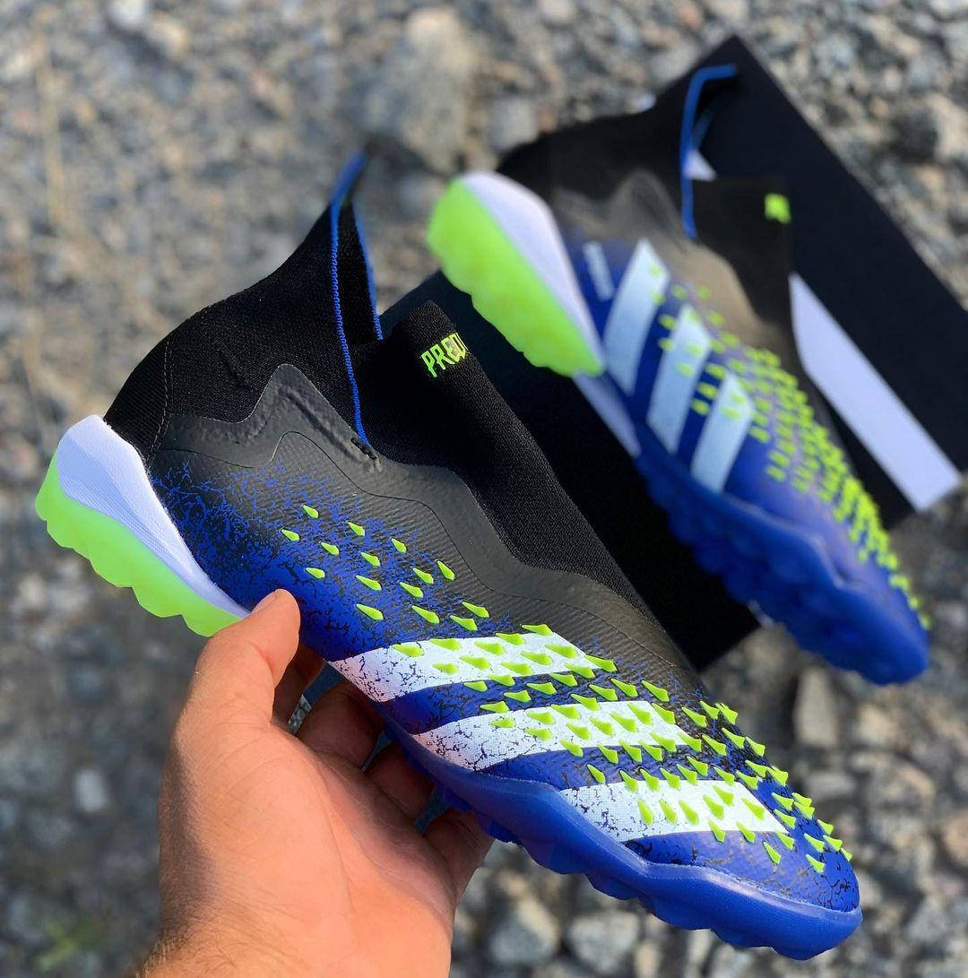 

Сороконожки Adidas Predator Freak футбольная обувь адидас предатор фрик, Синий