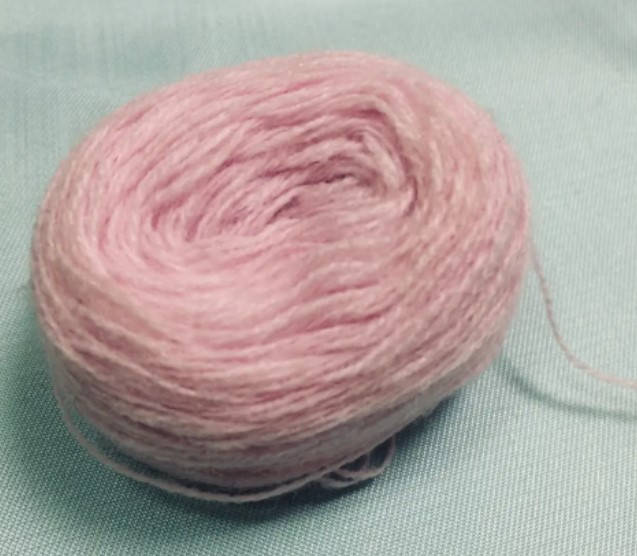 

Акриловые нитки для вышивки Цвет розовый Вес 5 г