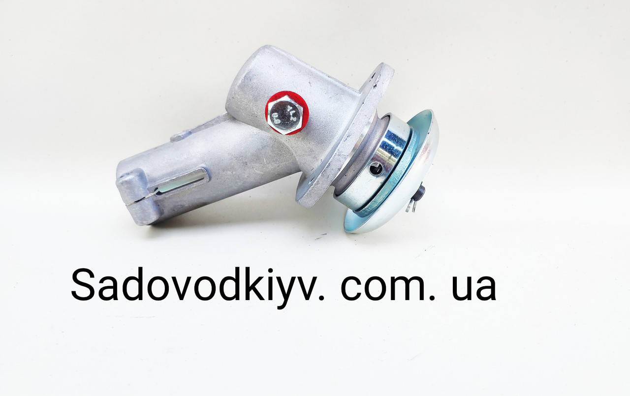 

Нижний редуктор на триммер/мотокосу д.25 мм квадрат