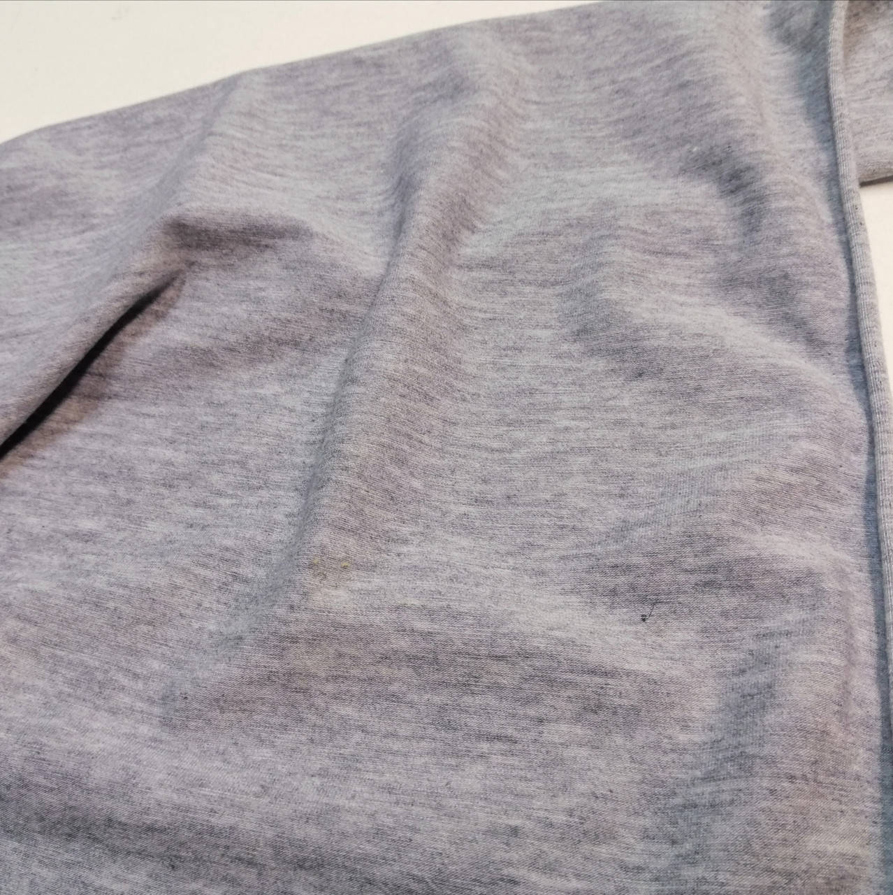 

Ткань трикотаж футболочный серый