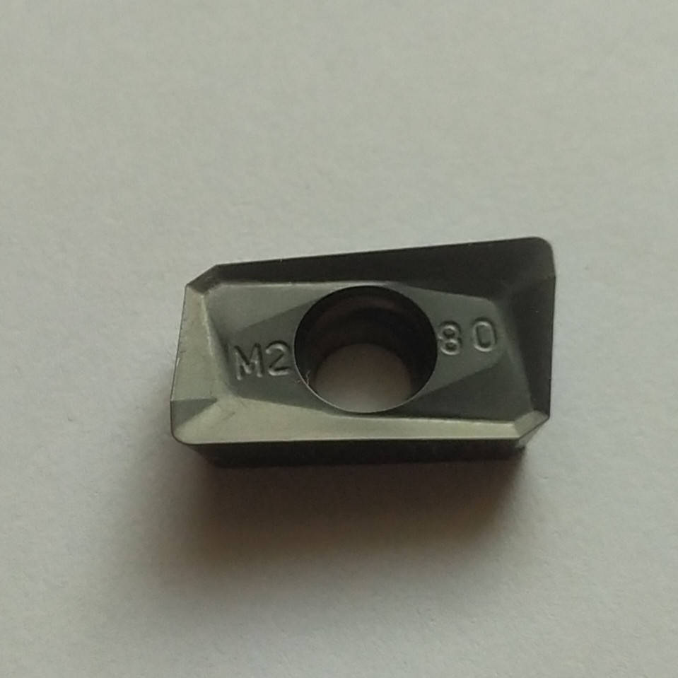 

Пластина APMT 1604 PDER-M2 LF6018 твердосплавная сменная фрезерная