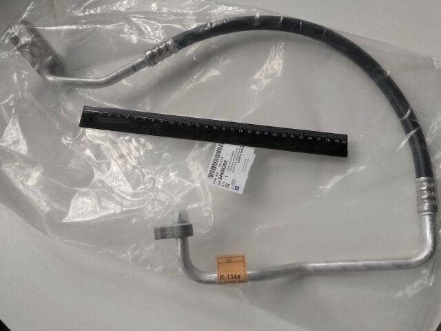 

Трубка кондиционера Lacetti, "GM" (94568299) от компрессора к радиатору