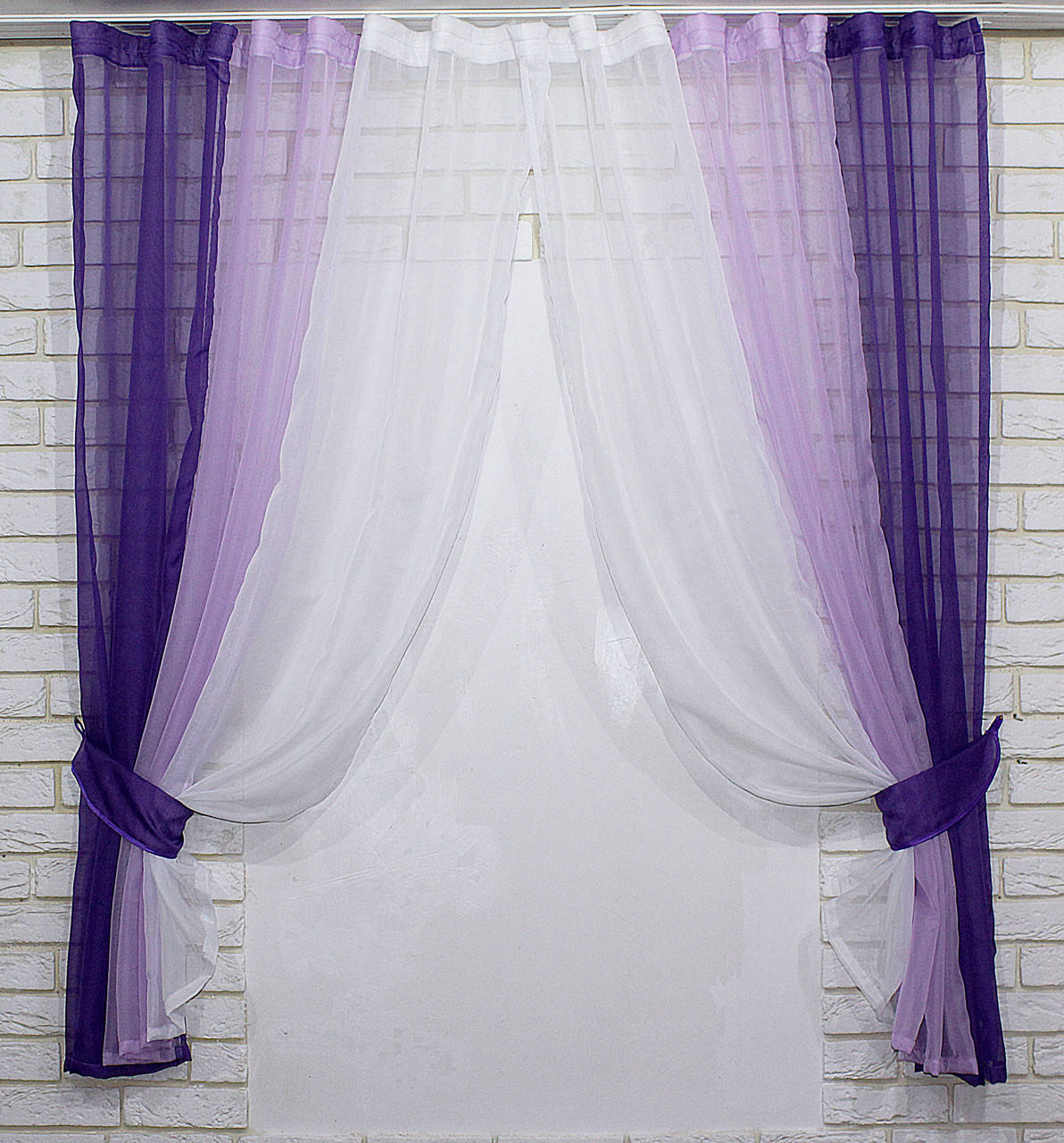 

Кухонные шторы (400х170см). На карниз 2-3м. Цвет фиолетовый с сиреневым и белым. Код 054к 50-571