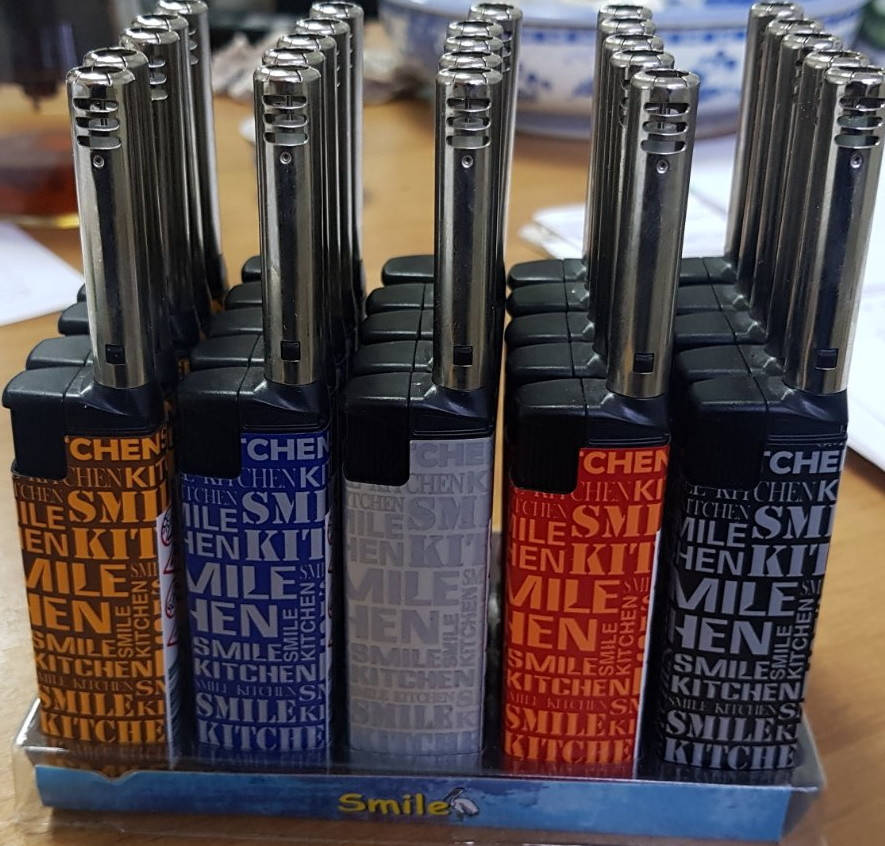 

Бытовая зажигалка Smile