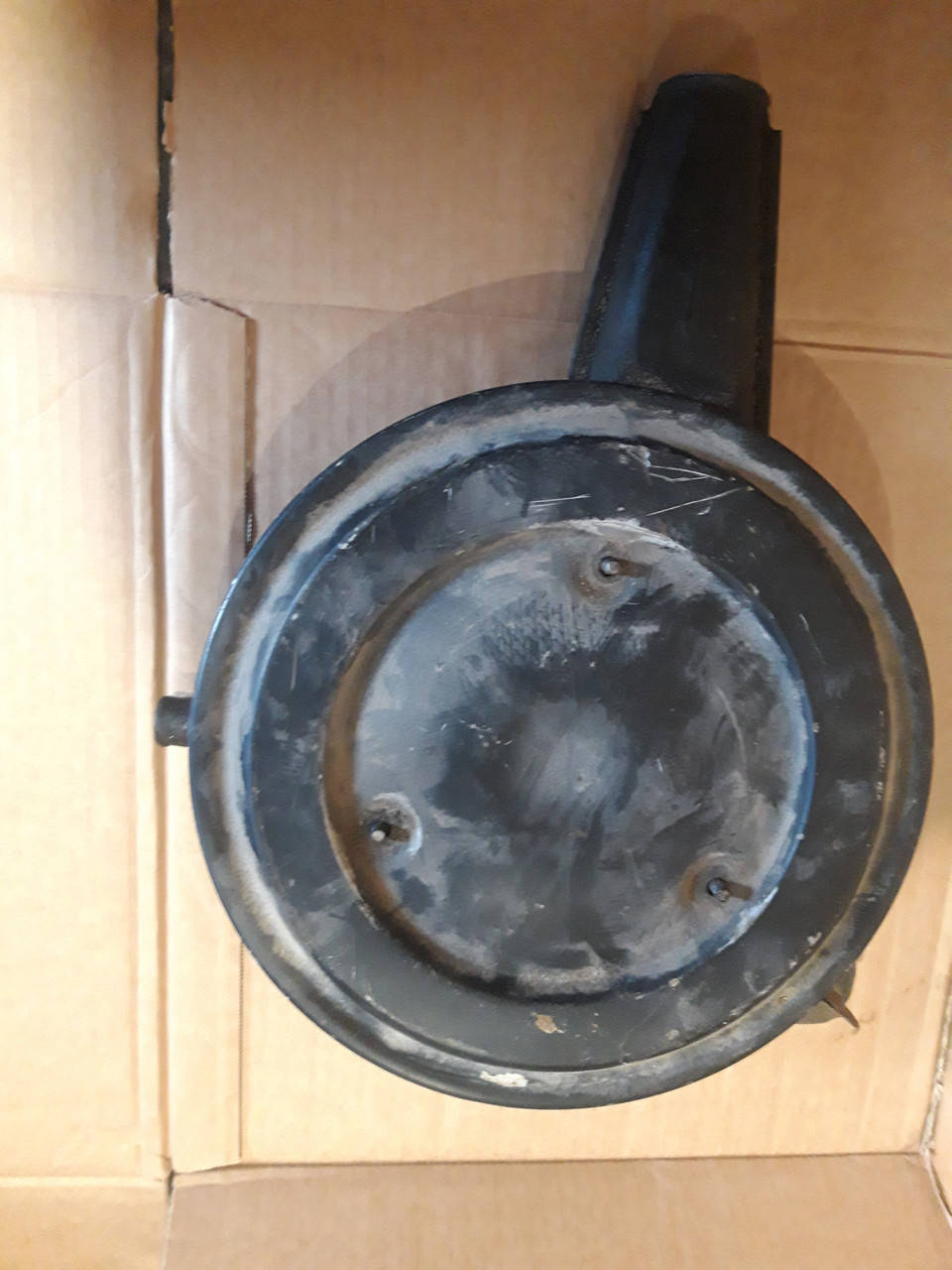 

Корпус воздушного фильтра ВАЗ 2101 2103 2106