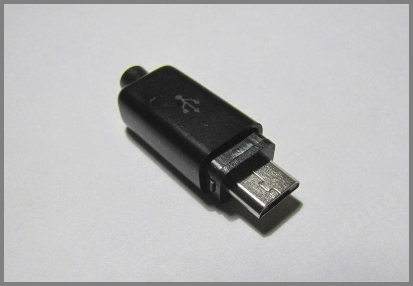 

Штекер USB-micro, разборный, 5pin.