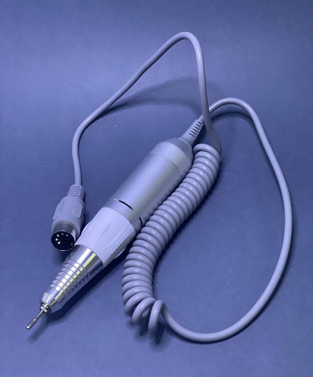 

Ручка сменная универсальная для фрезера 35000об, белая, Белый