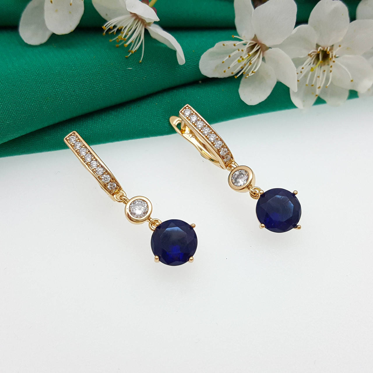 

Серьги подвески, "Дорожка" с синим камнем, англ.замок, медсплав Xuping, 18К