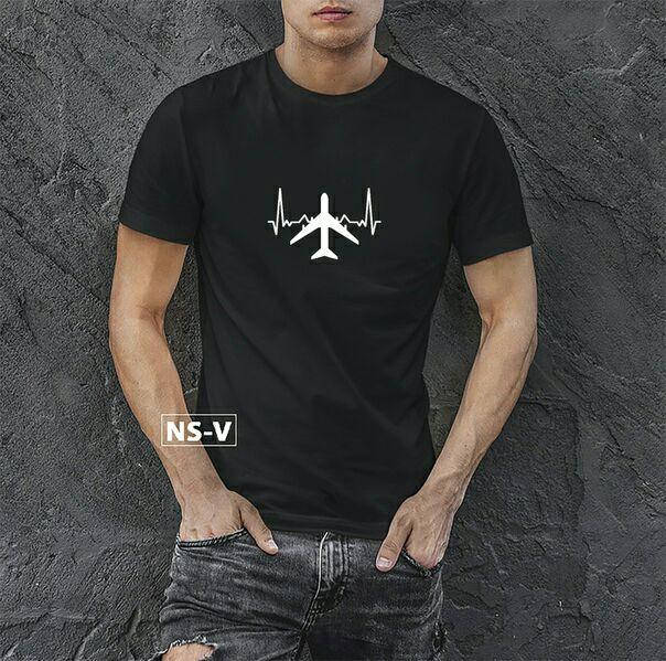 

Футболка мужская с принтом самолета XL