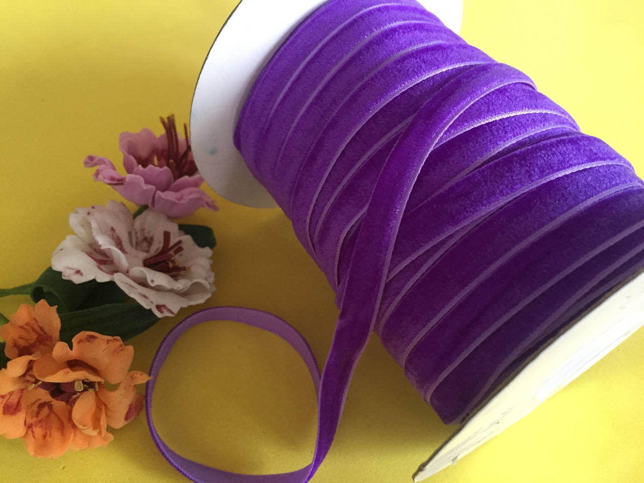 

Лента бархатная 1см фиолетовый