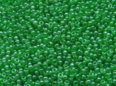 

Чешский Бисер Preciosa № 10/0 56100 (глазированный светло- зелёный) / 5 г