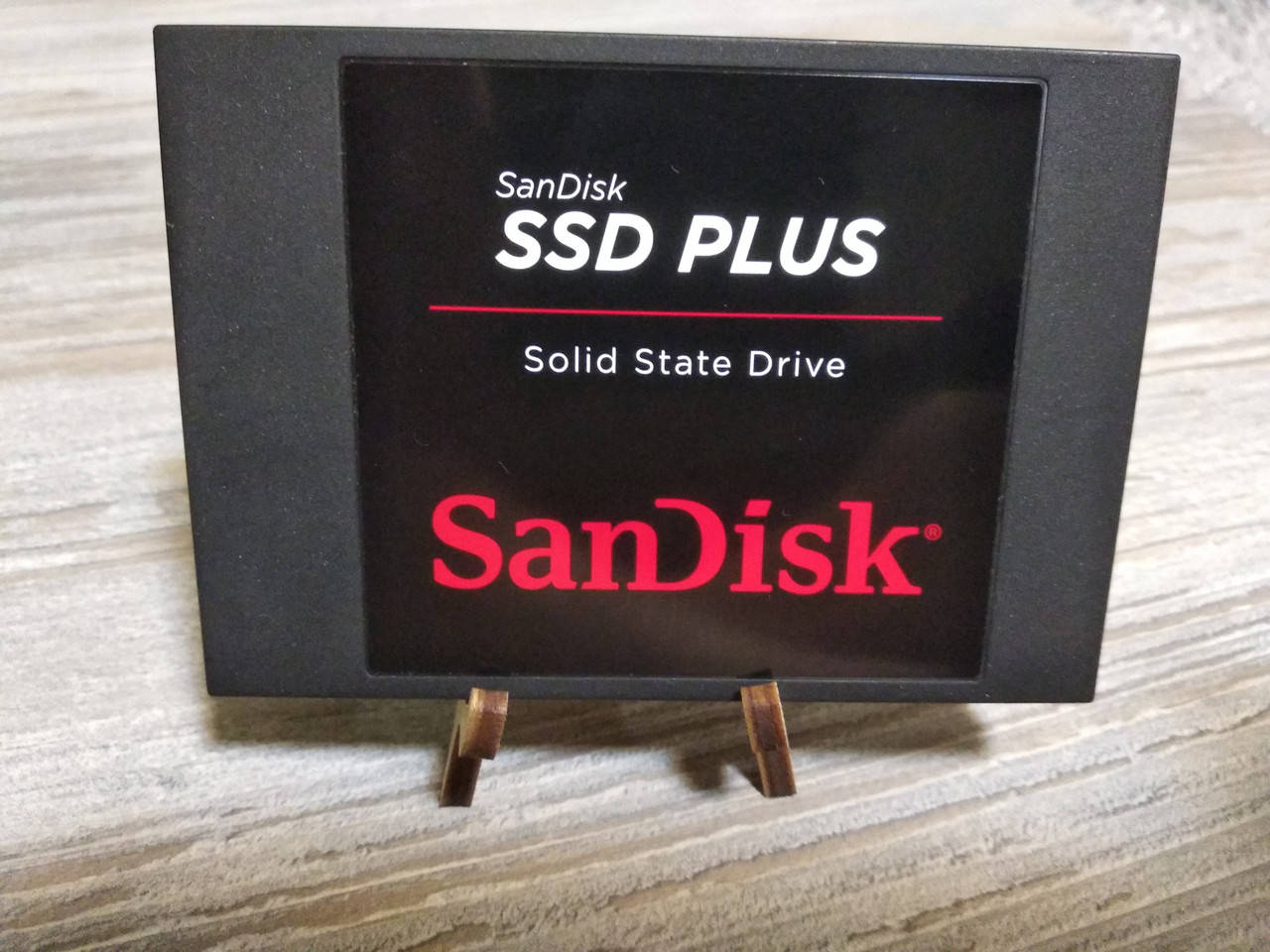 

Твердотельный накопитель SSD SanDisk Plus 960GB 2.5" SATAIII TLC (SDSSDA-960G)