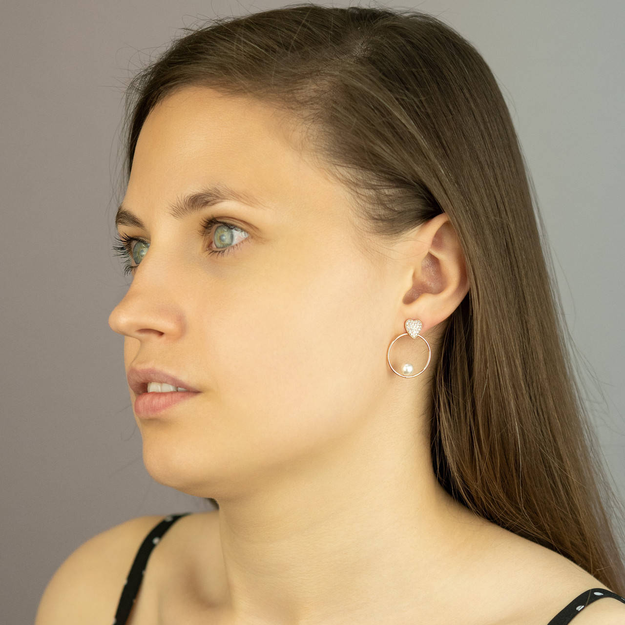 

Серьги подвески Маркиза Генуи 36219 размер 26х20 мм искусственный жемчуг вес 2.7 г позолота РО