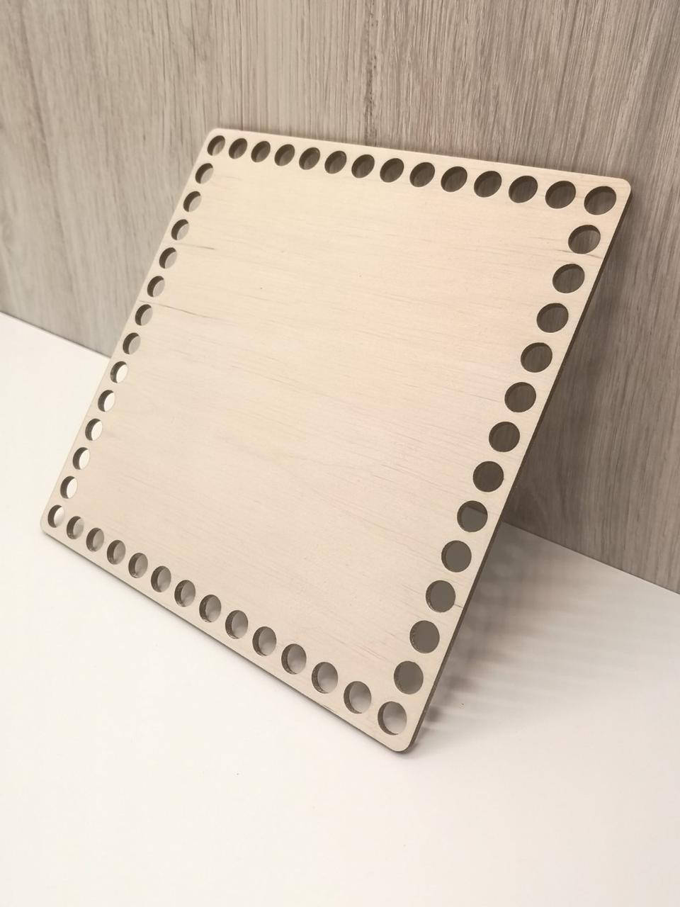 

Квадратное донышко для вязания 16*16 см