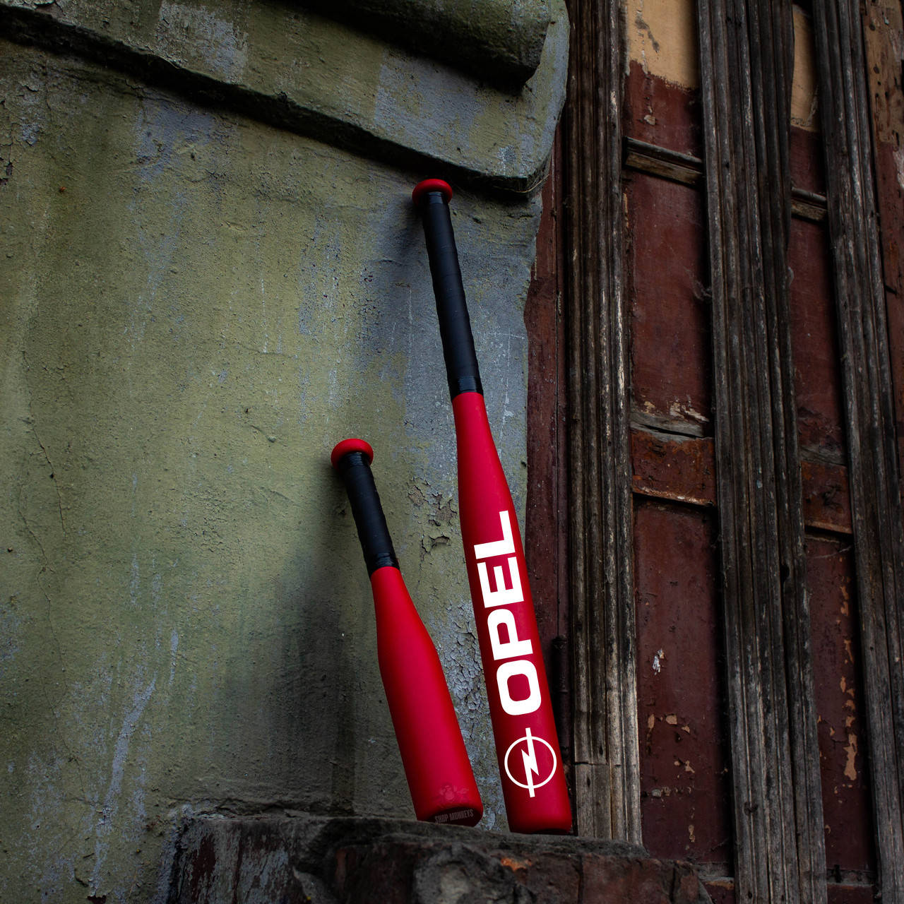 

Бейсбольная бита «Opel» Красный