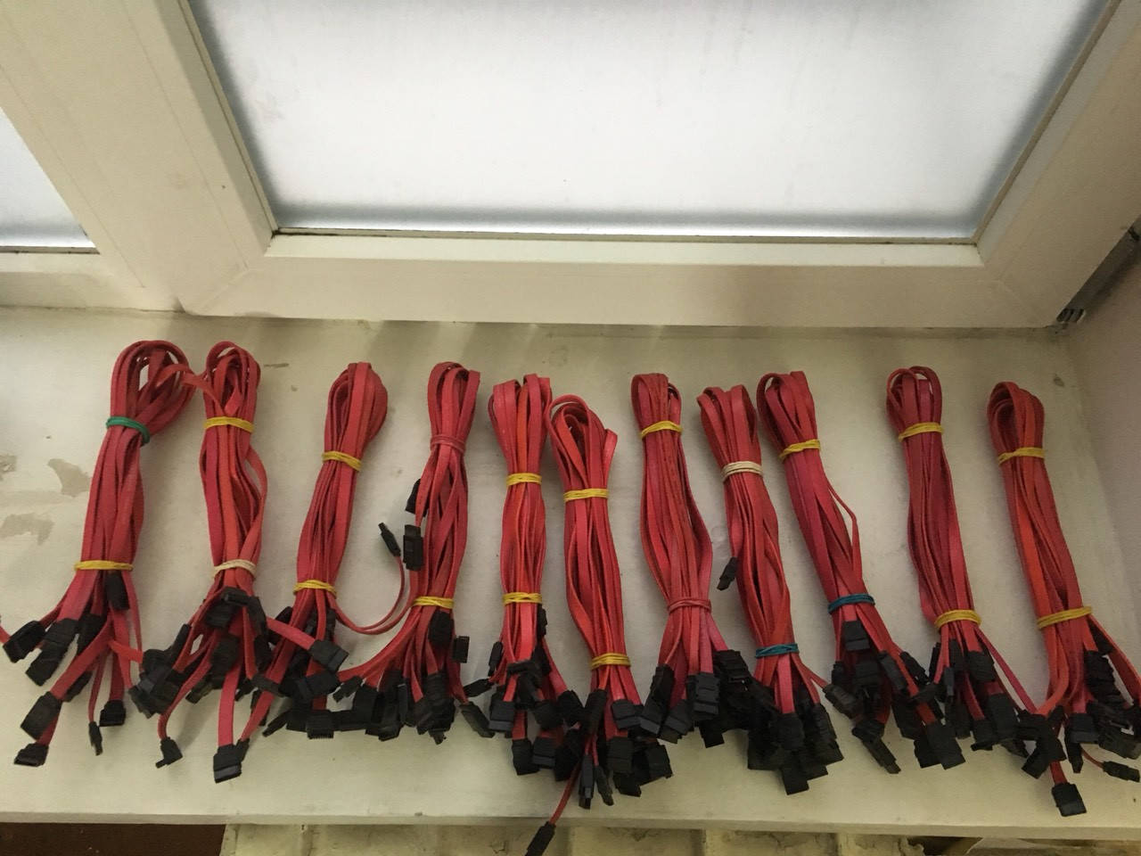 

Б/в кабель SATA 3.0 7 pin 50см Г- Т- подібний. Без/З клямкою., Красный