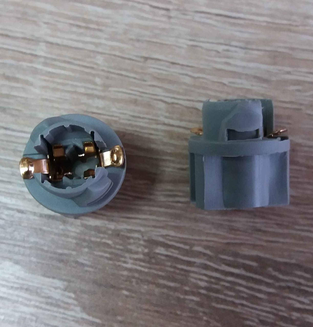 

Патрон под безцокольную лампу 1.2W