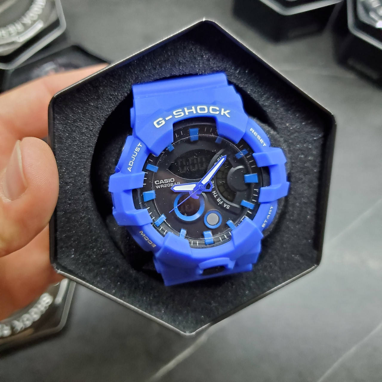 

Спортивные часы C-SHOCK GWL-100 синие, противоударные, водонепроницаемые