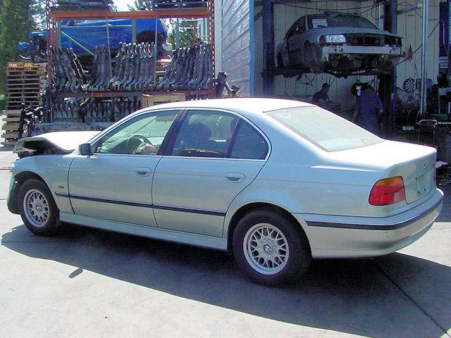 

Автокраска Paintera BASECOAT RM BMW 334 Glaciergruen 0.8L