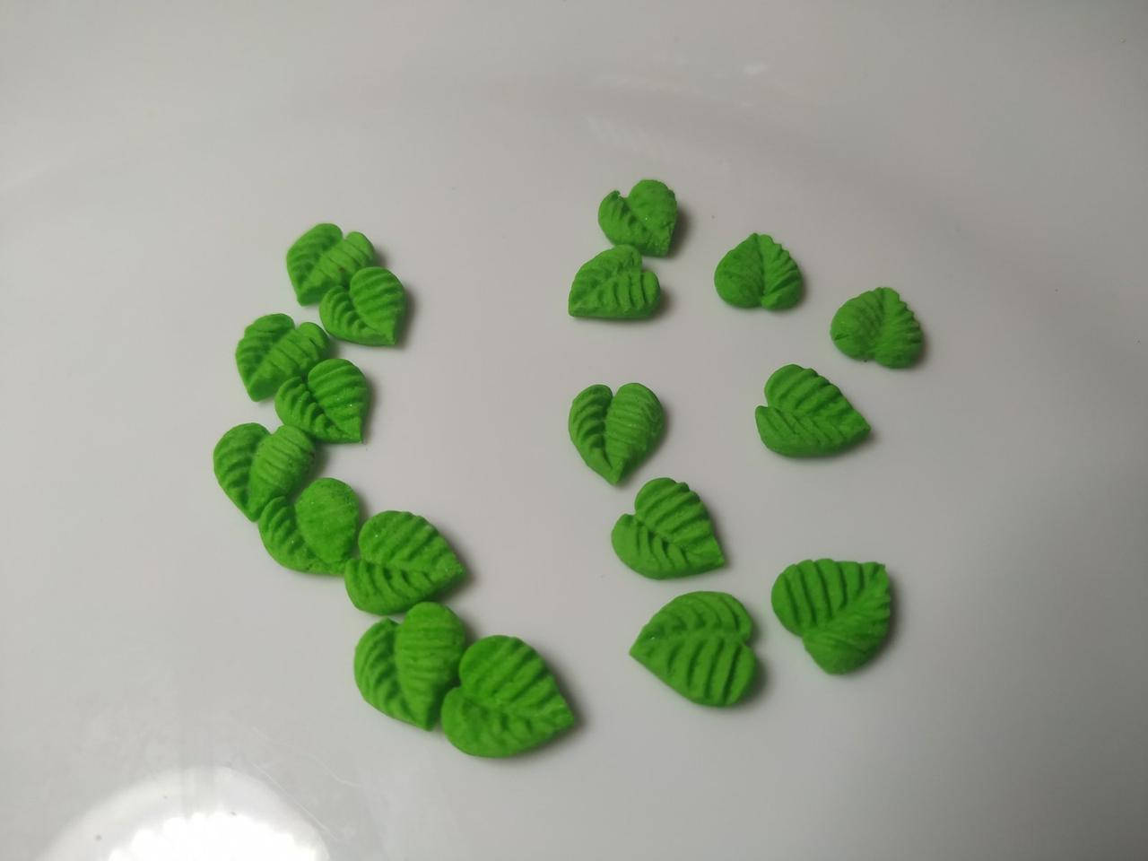 

Листочки мелкие