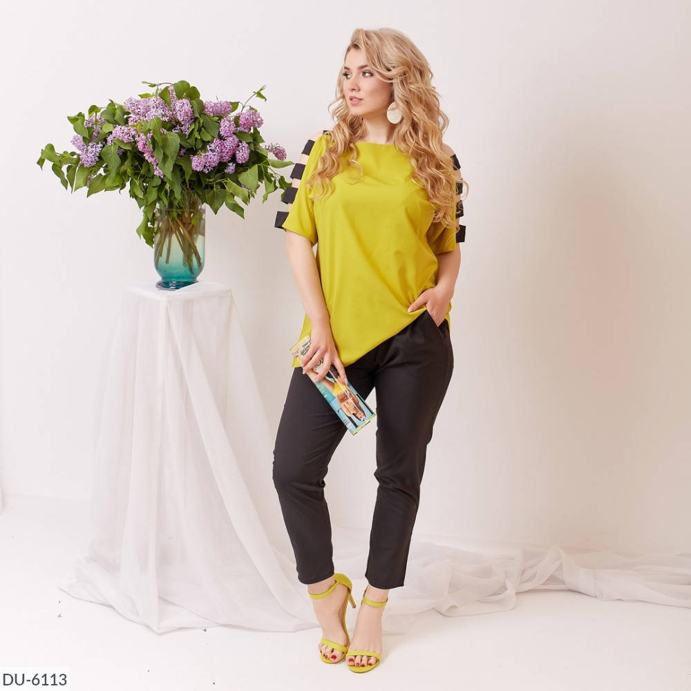 

Женский костюм с блузой на кнопках ботал, размеры: 50-52, 54-56, 58-60 54/56, Желтый