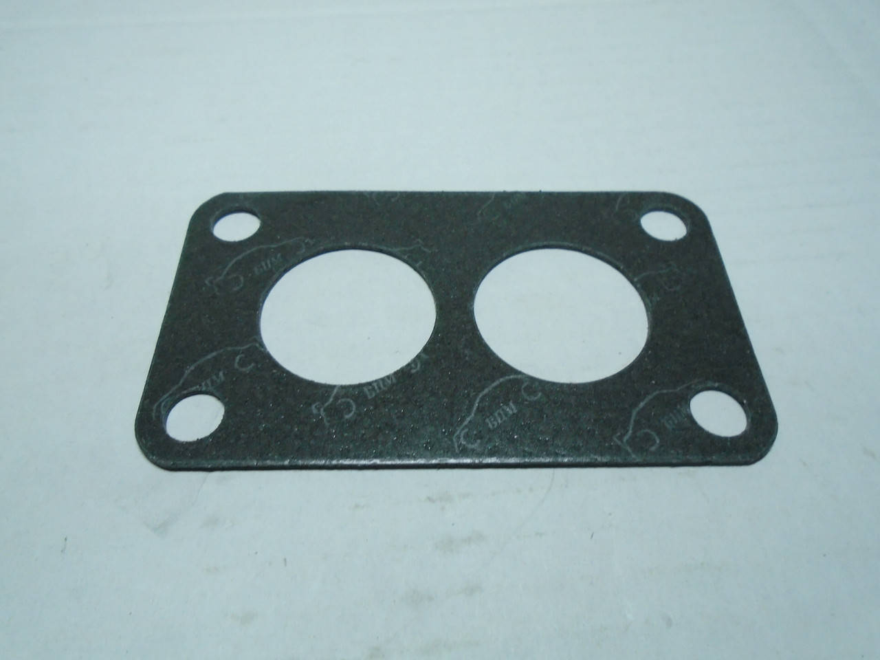

Прокладка под карбюратор 2 отверстия