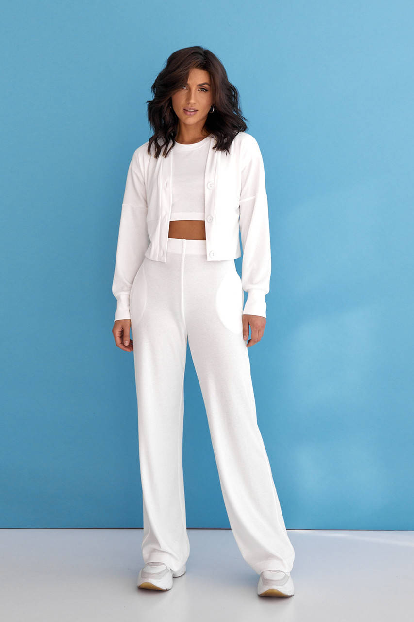 

Повседневный женский белый брючный костюм из трикотажа 42, 44, 46