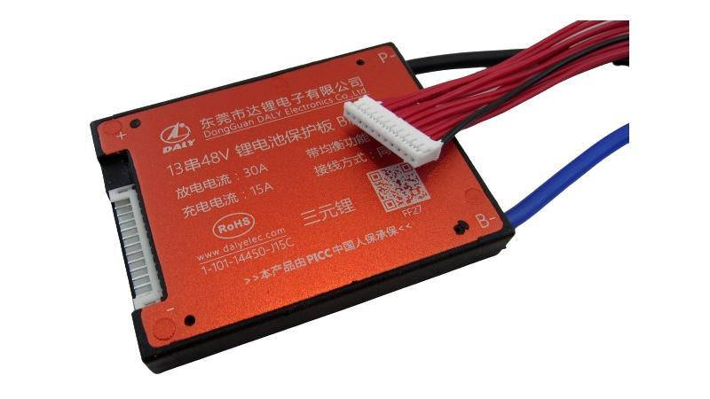 

BMS контроллер заряда разряда Daly 13S 30A, 48V 54.6V Li-Ion c балансиром водонепроницаемая