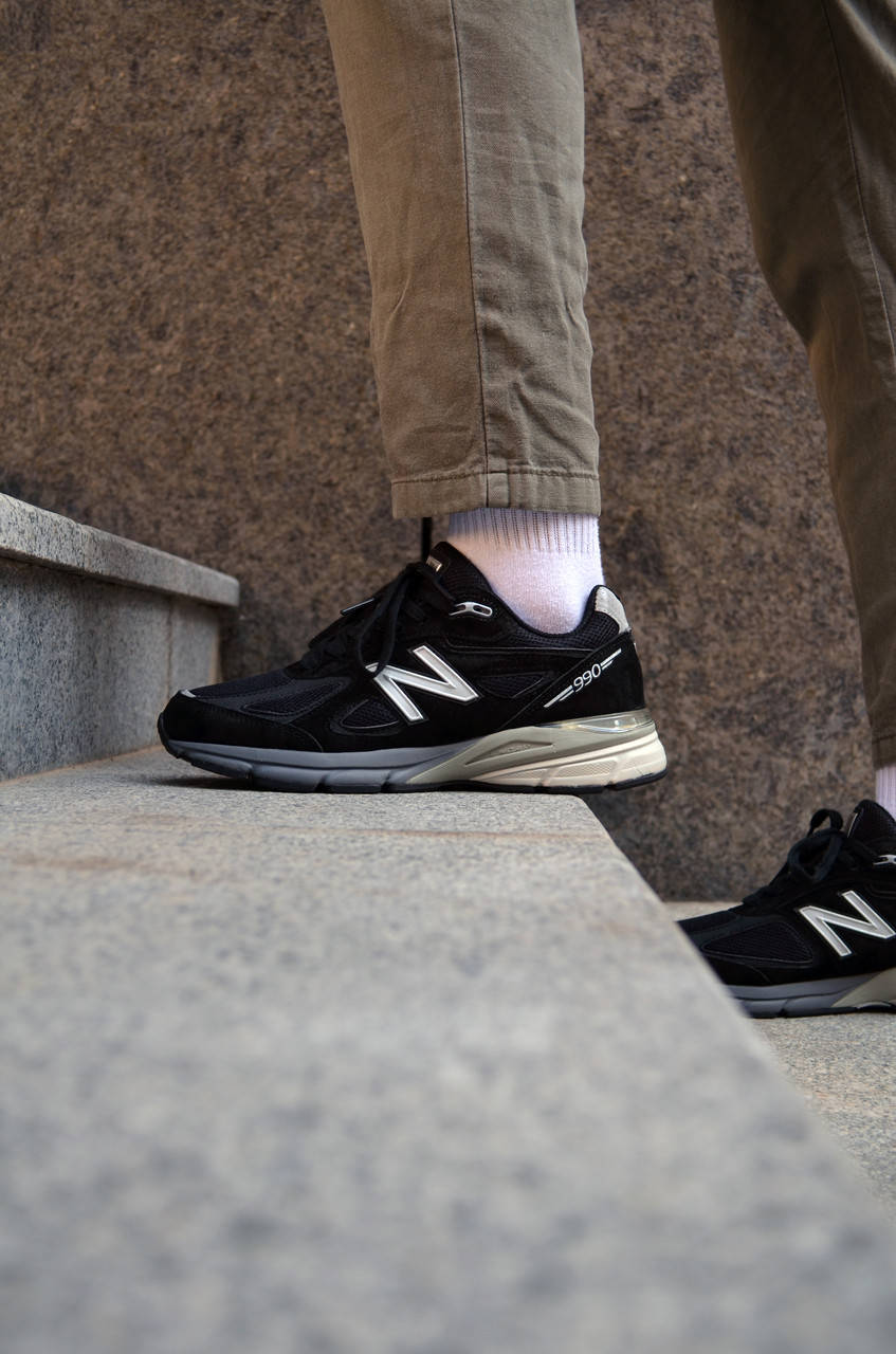 

Кроссовки мужские New Balance 990 V4 Нью Беланс 990 В4 43, Черный