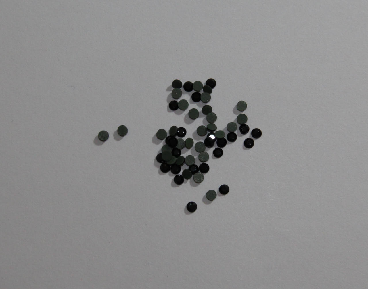 

Термостразы Gem-Tec 3 мм, Черный