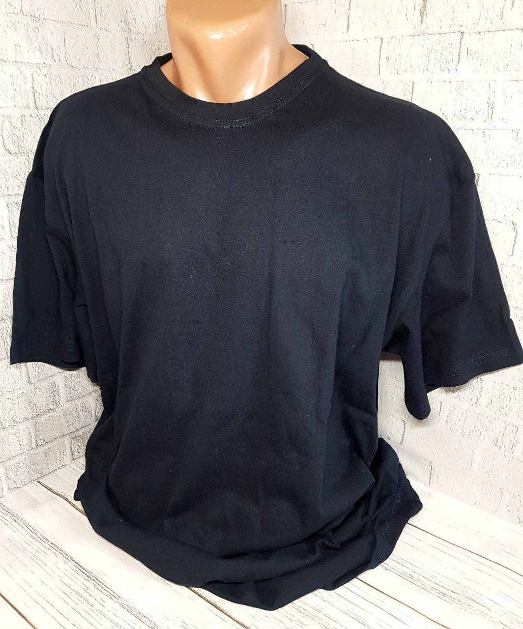 

Футболка мужская БАТАЛ (62-68p) однотонная в цветах