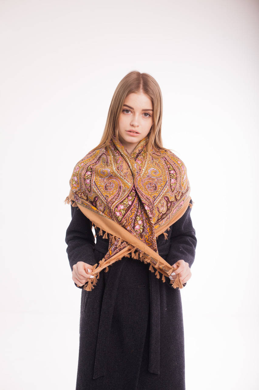 

Платок шерстяной с кисточками (бежевый), Разные цвета