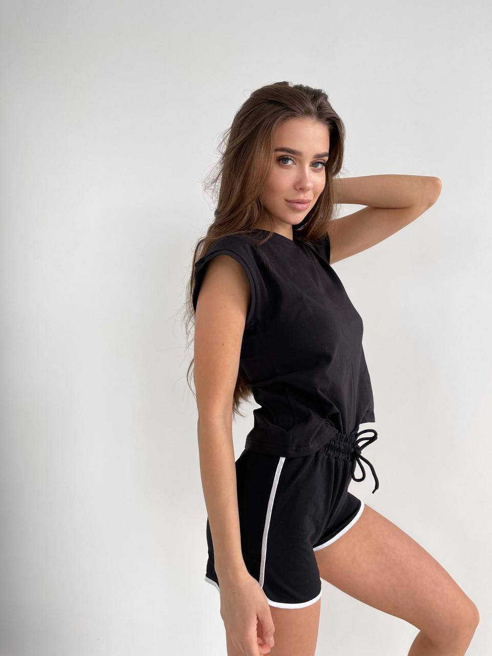 

Спортивные женские короткие летние шорты зеленые Черный, 42