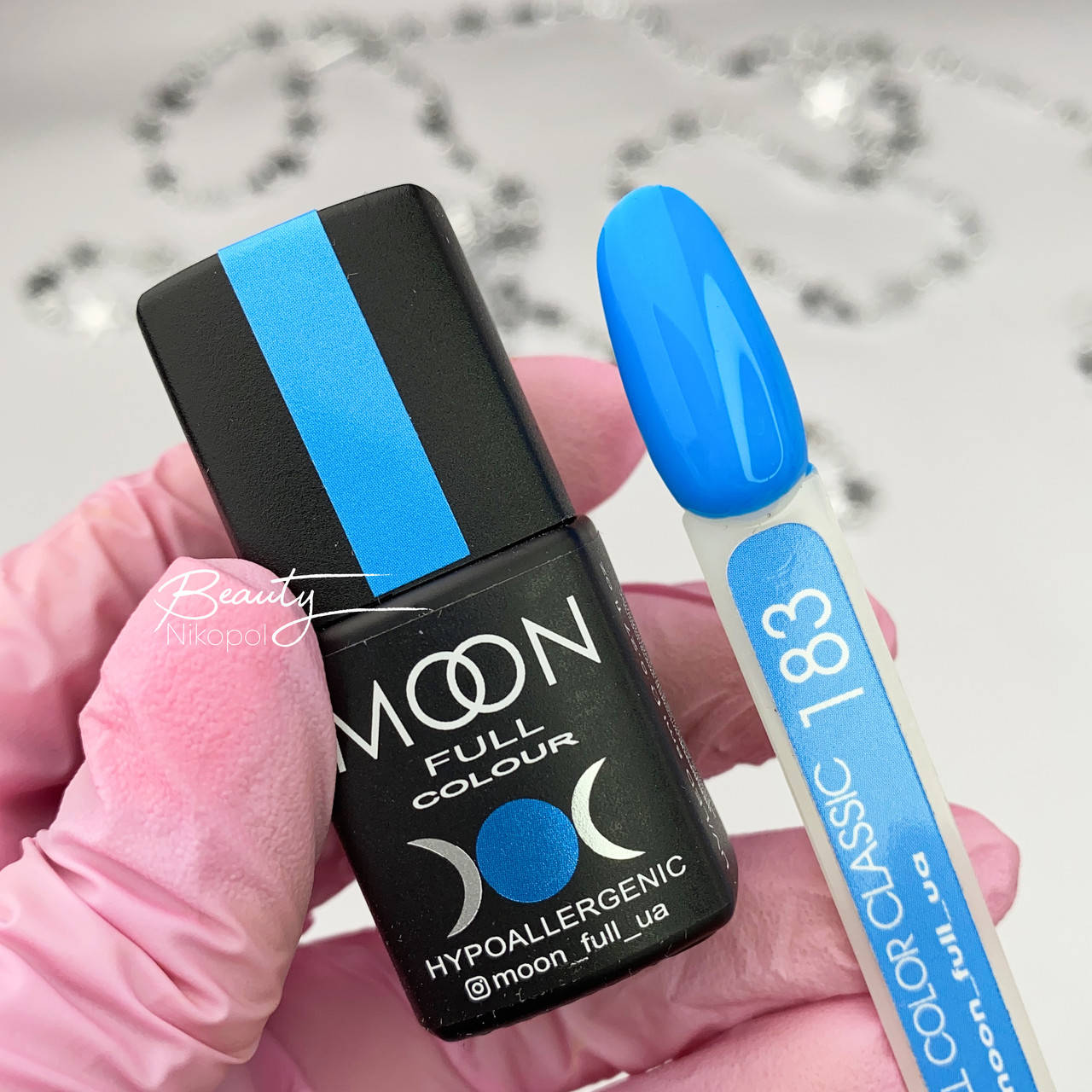 

Гель-лак MOON FULL №183 ярко-голубой, 8мл.