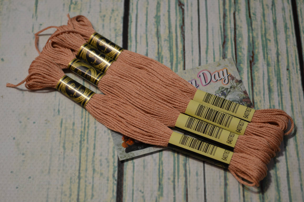 

Мулине Royal Broderie, цвет №407